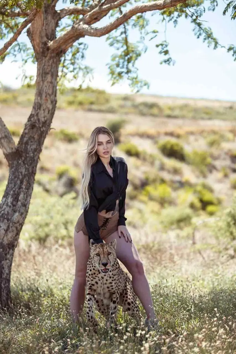 Altika escort in Dubai