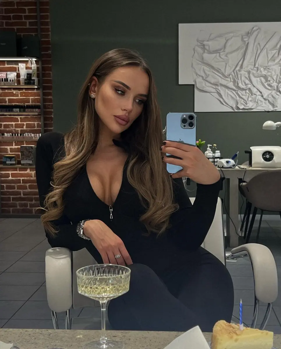 Anel escort in Dubai