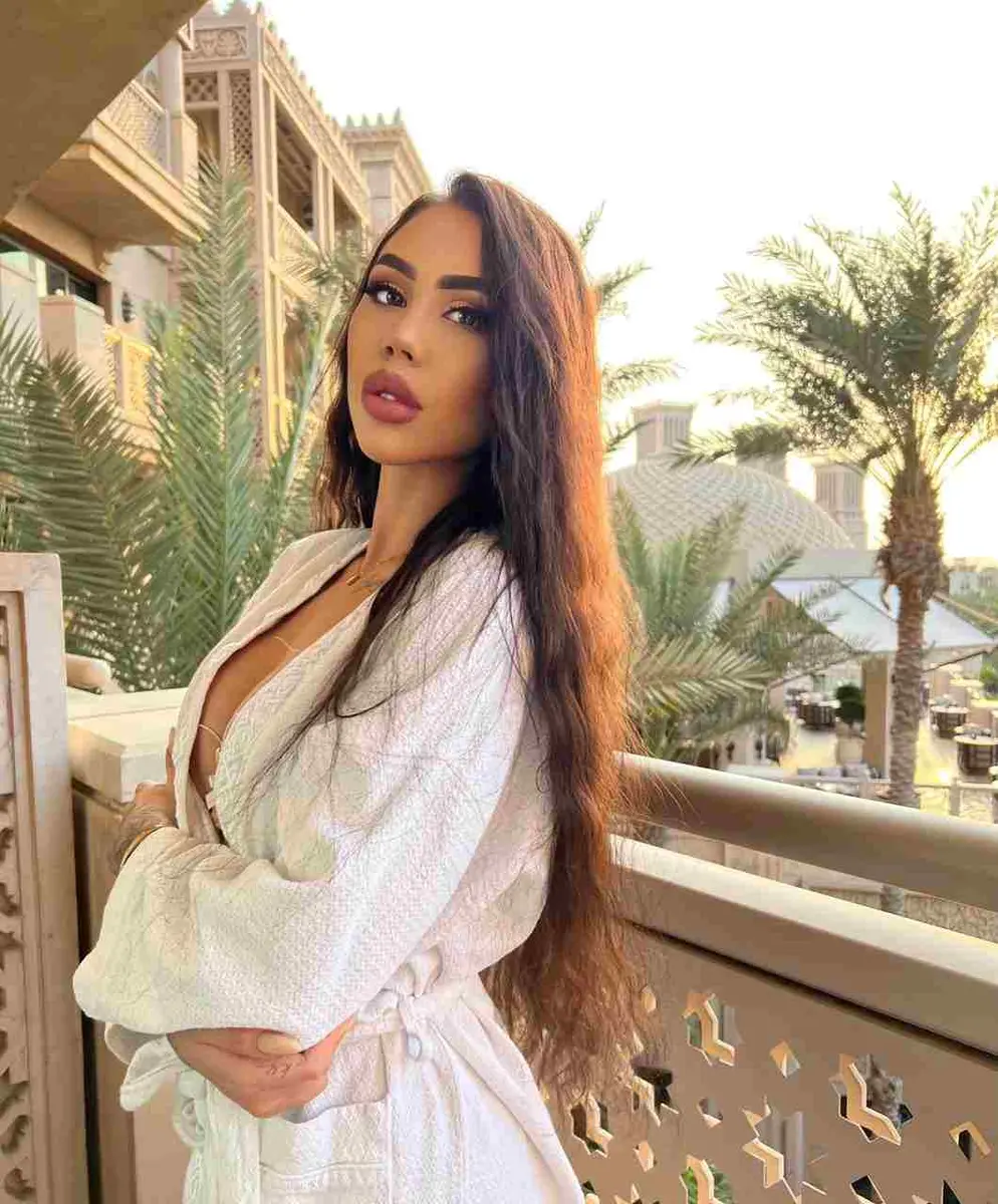 Ashley escort in Dubai