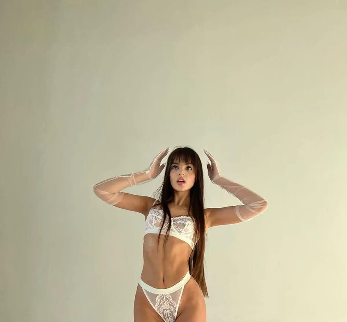 Burya escort in Dubai