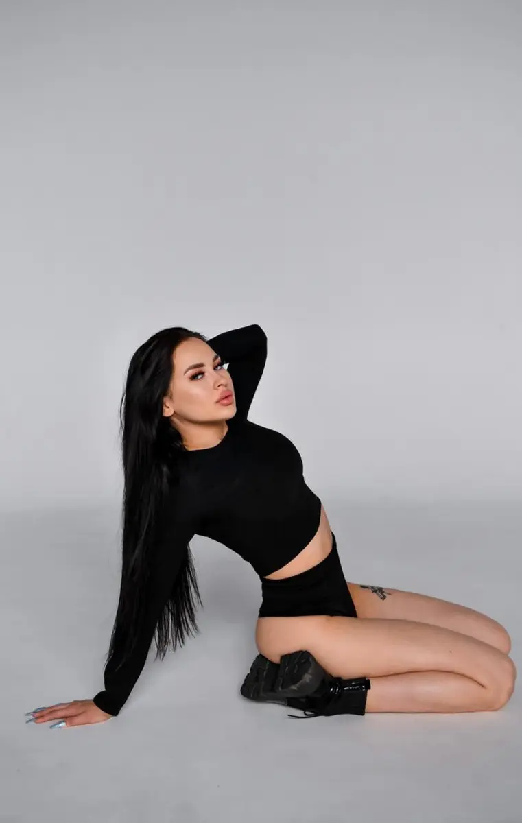 Cler escort in Dubai