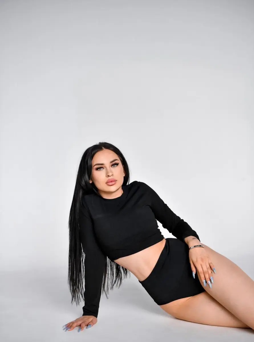 Cler escort in Dubai