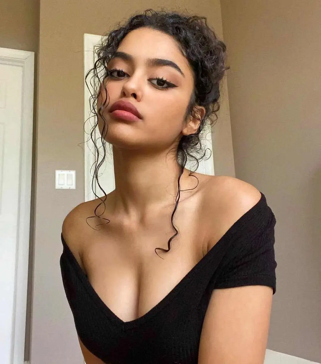 Kiral escort in Dubai