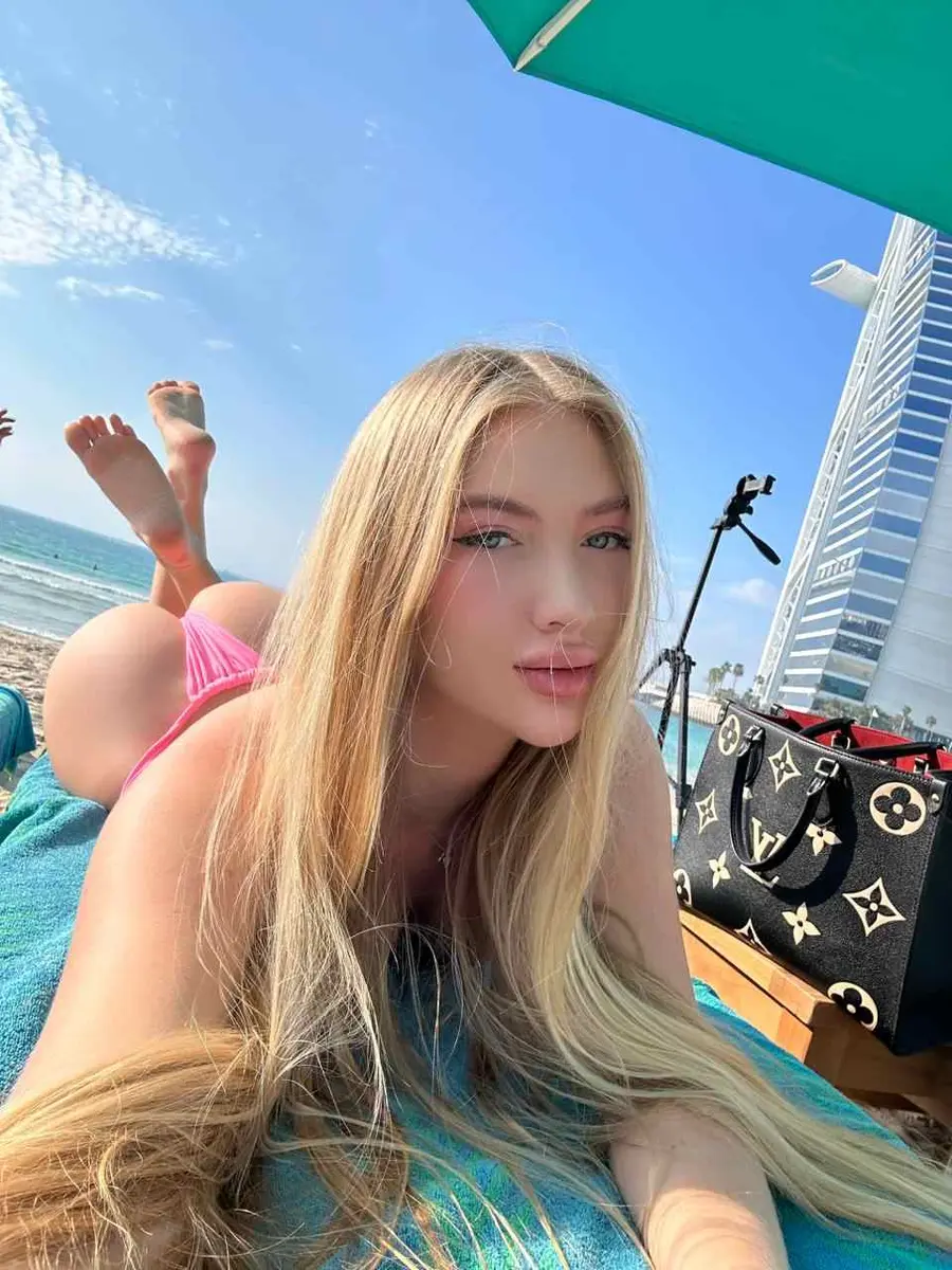 Minissa escort in Dubai