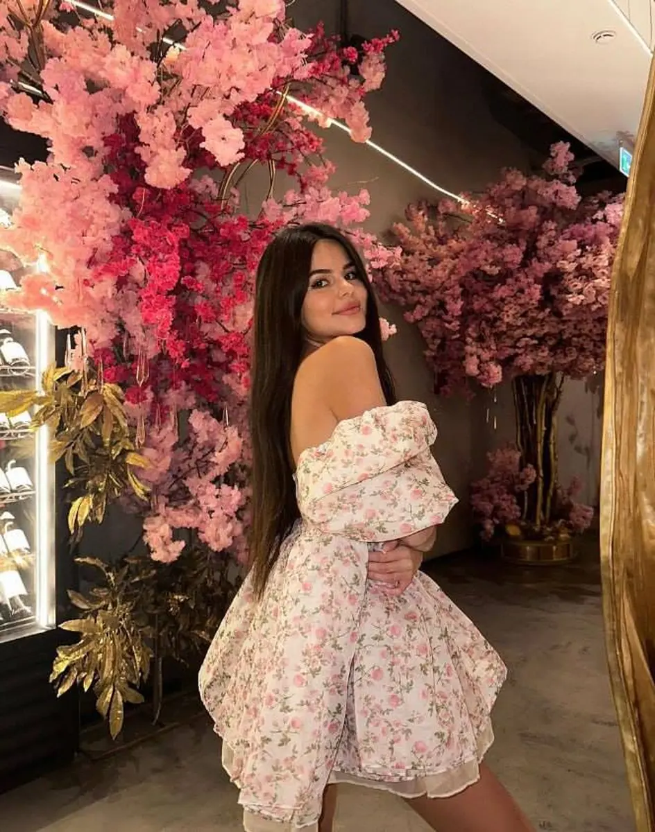 Seltin escort in Dubai