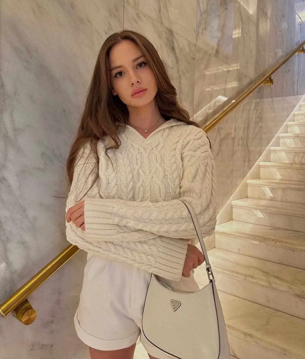 Tamal escort in Dubai